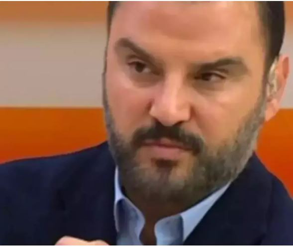 Alişan'ın kaşları olay oldu: Botoks mu yaptırdı? 2 alisanin kaslari olay oldu botoks mu yaptirdi 1 EY4LKMDH