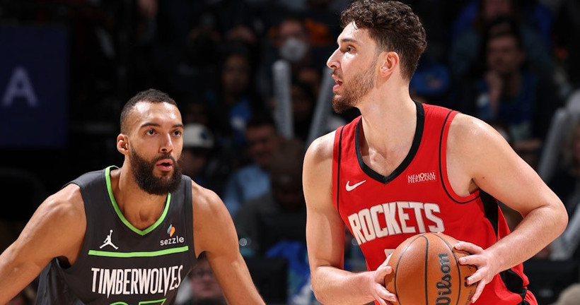 alperen sengun double double yapti houston minnesotayi yendi 0 EvhQDl8B