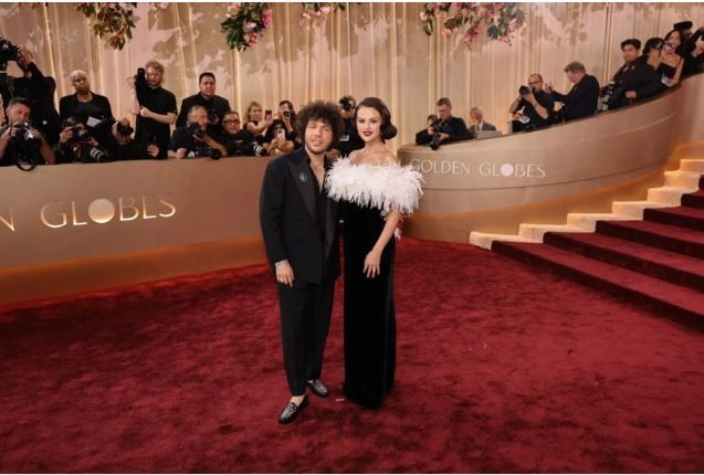 altin kure gecesi hollywood yildizlari kirmizi halida yaristi 13 Og7qCfFd