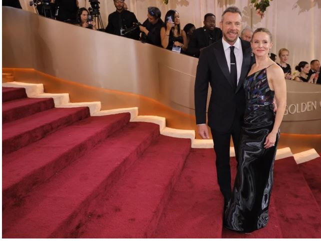 altin kure gecesi hollywood yildizlari kirmizi halida yaristi 4 Y2VnCzCZ