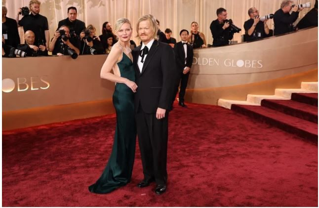 altin kure gecesi hollywood yildizlari kirmizi halida yaristi 9 4HUN8mLD