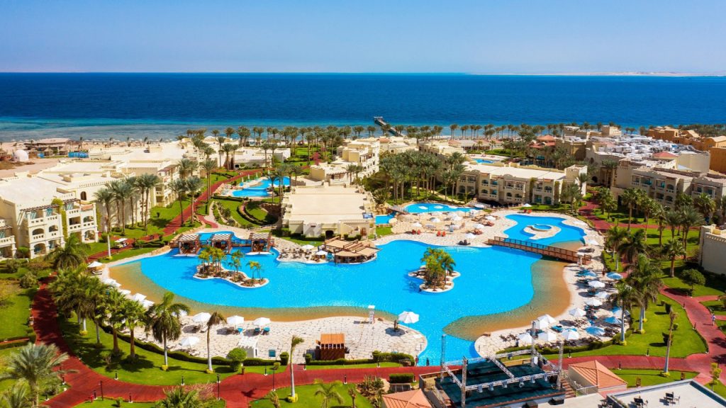 ask sarkilari kizildenizde yankilanacak lara fabian rixos radamis sahnesinde 3Se8VLaf