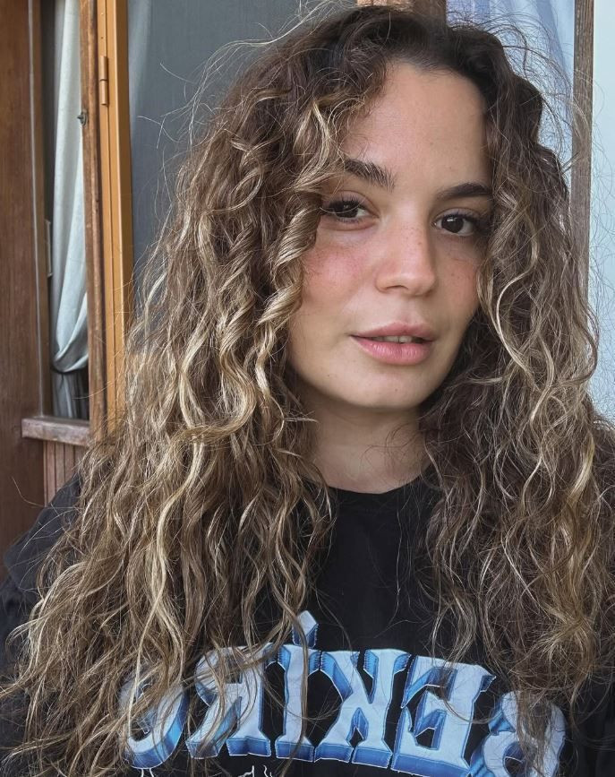 asli bekiroglu yeniden ameliyatta bagirsagimi kestiler demisti doktor hatasi kabusu bitmiyor 25 HK9SAidY