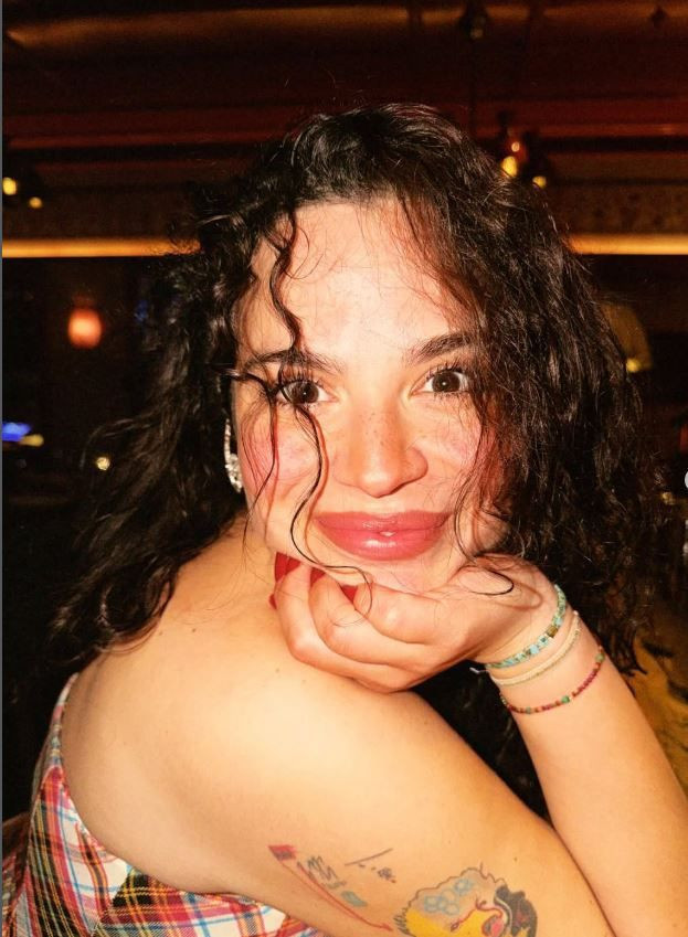 asli bekiroglu yeniden ameliyatta bagirsagimi kestiler demisti doktor hatasi kabusu bitmiyor 5 vRwJMdDw