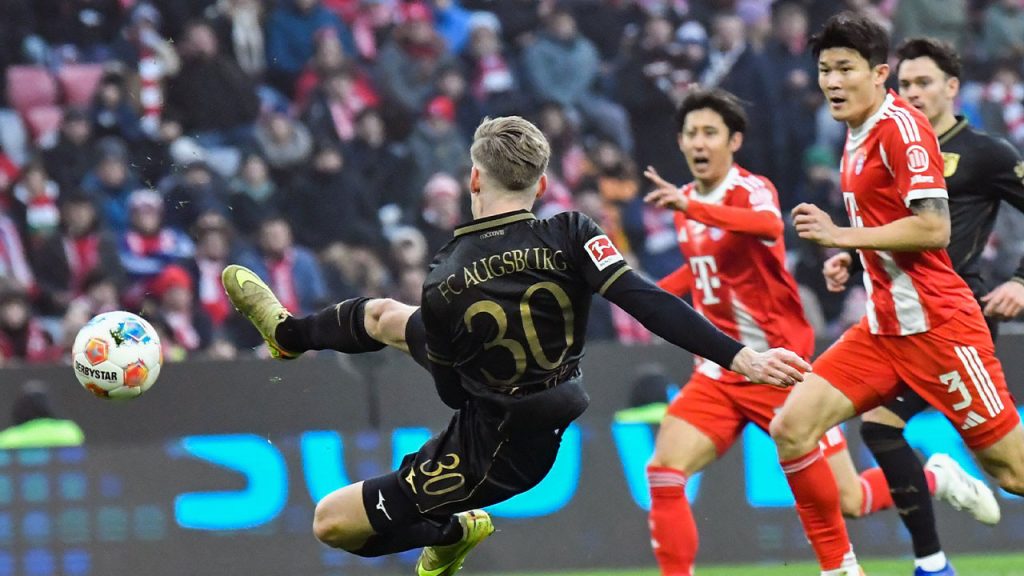 augsburg bayern munihin namaglup serisine son verdi paylasimlari guldurdu 3VmehLe9