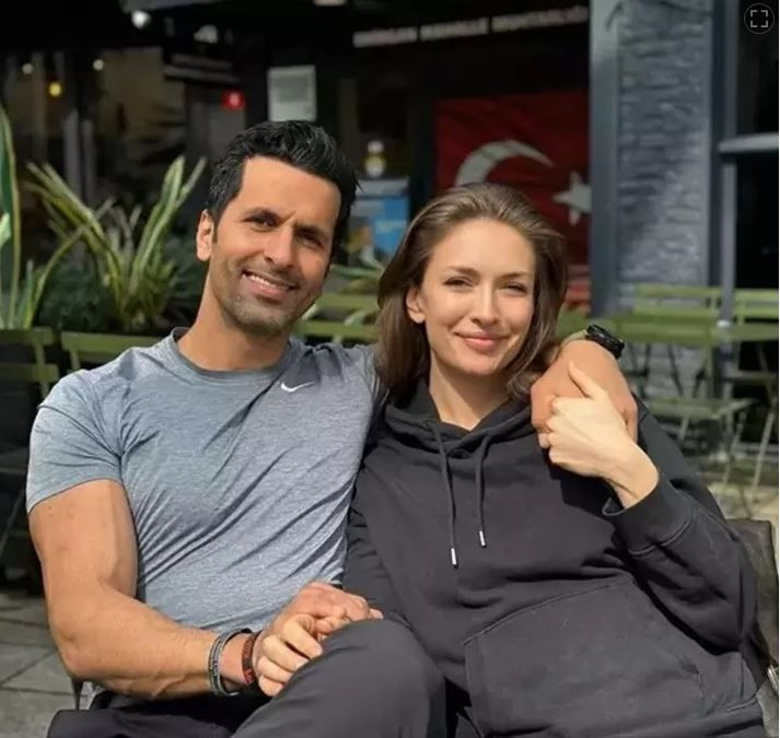 ayrilik da sevdaya dahilin neslihani yasemin kay allen eski fbi ajani erdal kaya ile AhzcthuM