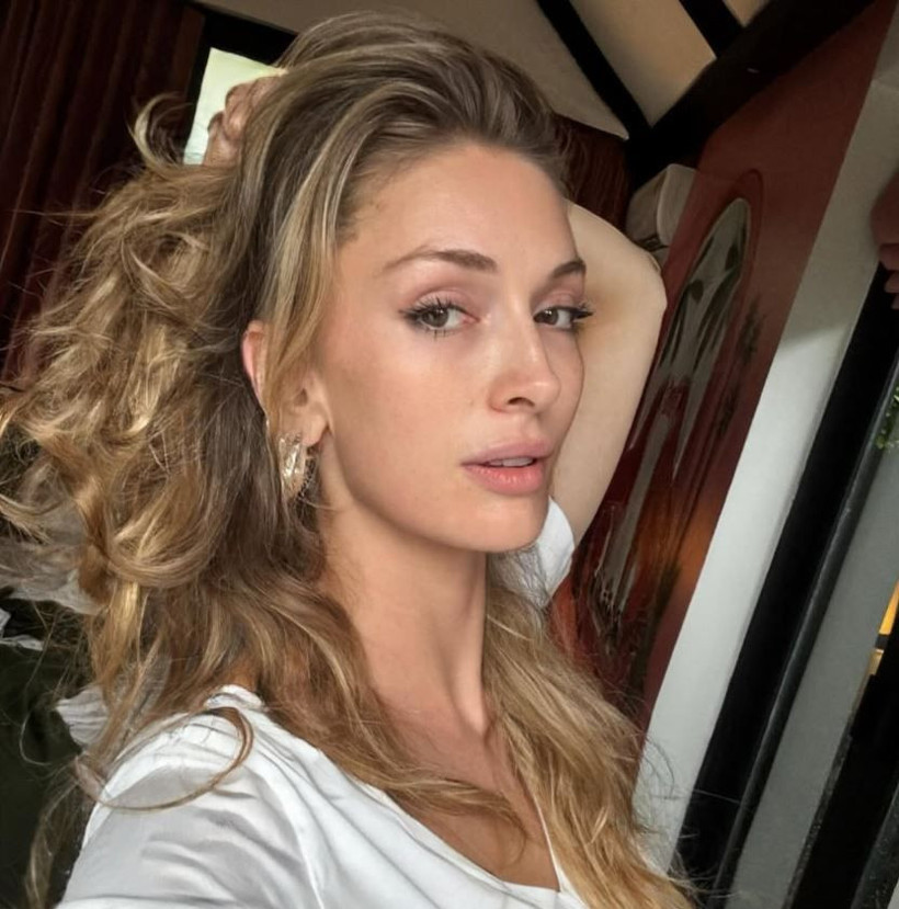 ayrilik da sevdaya dahilin neslihani yasemin kay allen eski fbi ajani erdal kaya ile KcPf159B