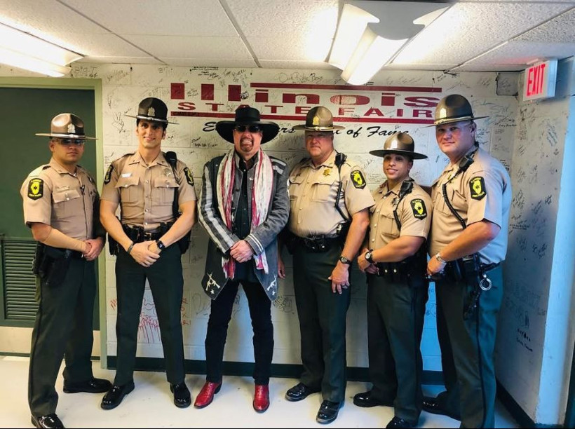 ayrilik da sevdaya dahilin neslihani yasemin kay allen eski fbi ajani erdal kaya ile ckOsHd83