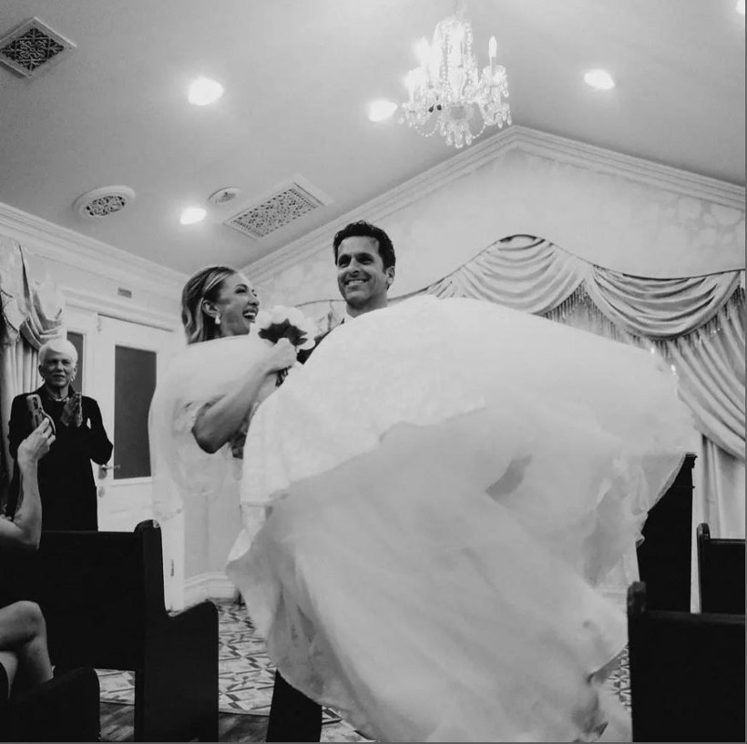 ayrilik da sevdaya dahilin neslihani yasemin kay allen eski fbi ajani erdal kaya ile udQyVrLQ