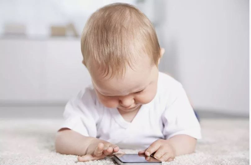 bebekleri bekleyen gizli tehlike anne babalar dikkat 10 EBB2N6Xa