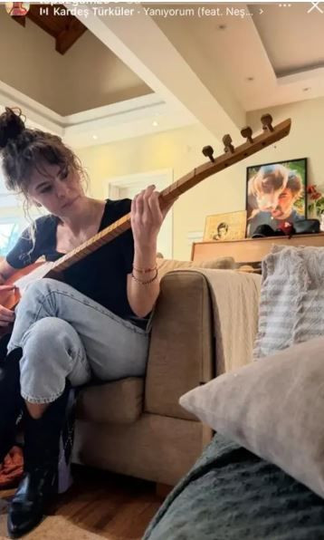 celil nalcakan ve gamze topuz el ele goruntulendi 20 yillik arkadasim dedi paylasimi kafa D3z4Ljvf