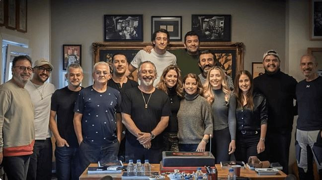 cem yilmaz gora 4 gorayi duyurdu 20 yil sonra bomba geri donus ceku arif Er4rWV6W