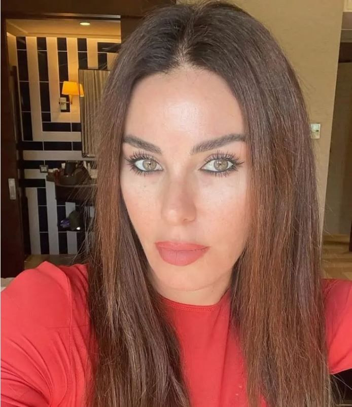 defne samyelinden ask sorularina kacamak yanit belki vardir belki yoktur 10 QejdlrUs