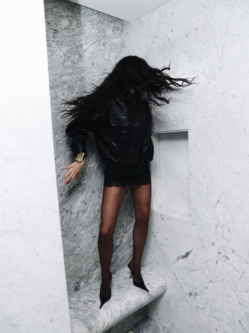 dilberin isiltisi kirmizi haliya tasindi hazar erguclu goz kamastirdi 8 Pdsblqns