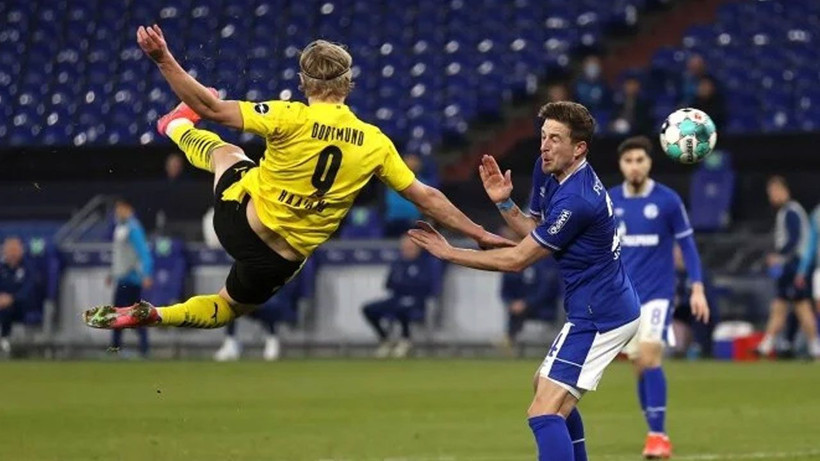 dunyanin en buyuk derbileri sahalar yikiliyor taraftarlar cosuyor 10 OC7QTYOu