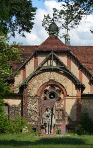 dunyanin en karanlik hastanesi hitlerin odasindan katillerin av sahasina 0 Lekt3Wgy