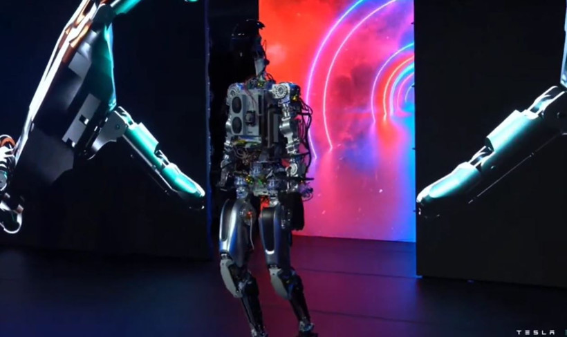 elon musktan cilgin kehanet 3 yil sonra en iyi cerrah robot olacak tip ogrencileri 5YQG4F5N