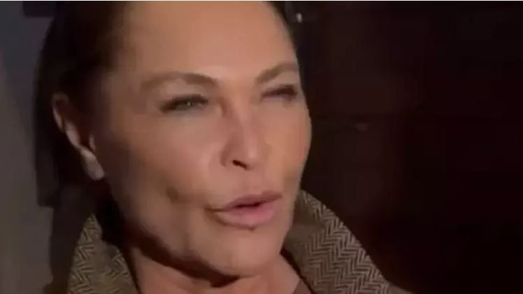 eski defterler acildi hulya avsar yildiz tilbe polemiginde son durum ne hulya avsar noktayi rHsD6FZN