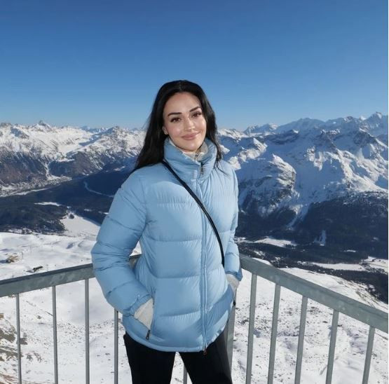 esra bilgic ve faruk sabanci saint moritzte ask tazeledi romantik kareleriyle sosyal medyayi salladilar YyUOhM26