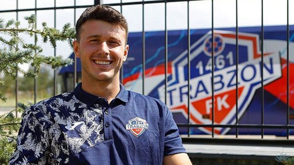 fatih tekkenin oglu berkay tekke ayrilik aciklamasi yapti N8IqK94h