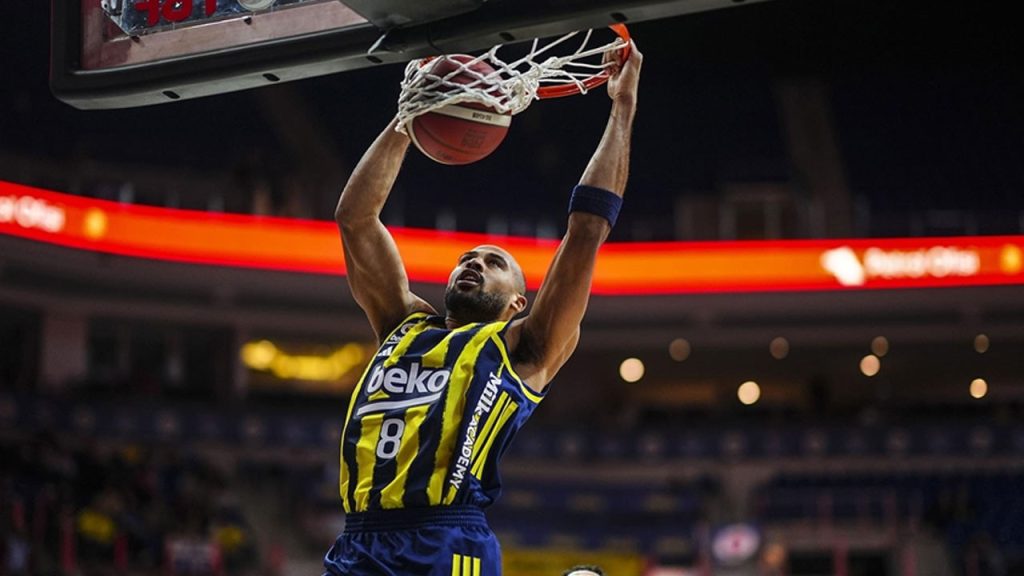 fenerbahce bekonun valencia ile oynayacagi macin kadrosu belli oldu znO9E5FZ