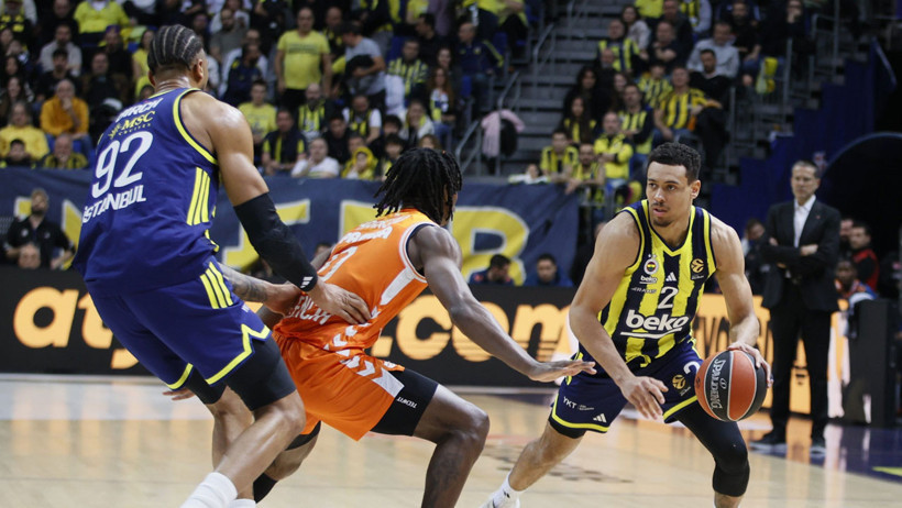 fenerbahce euroleague macinda valenciayi maglup etti 0 GdthZVWR