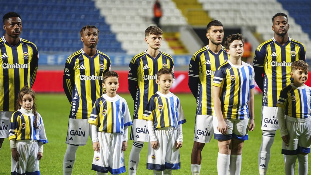 fenerbahcede yeni transfer musabadan sansiz sakatlik Useatt7z