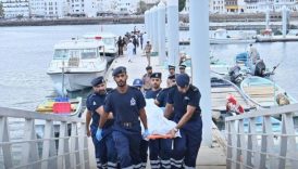 fransiz turistleri tasiyan tekne alabora oldu umman aciklarinda can pazari 3 olu 2 yarali TkRkfU4J