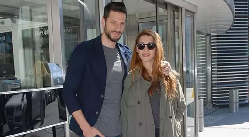 galatasaray efsanesi hakan balta ve esinden aidat isyani 25 bin 600 tlye dayanamadilar 4 FBB2nfOS