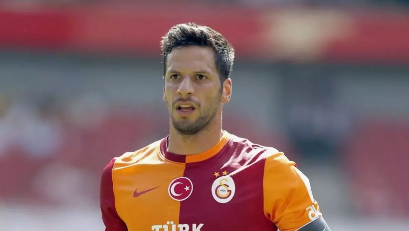 galatasaray efsanesi hakan balta ve esinden aidat isyani 25 bin 600 tlye dayanamadilar 7 YIG48HwX