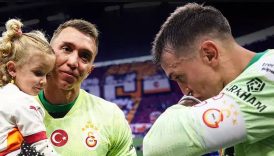 Gözyaşları ile veda eden Fernando Muslera'dan Galatasaray itirafı: ‘Verdiğim en iyi karardı’ 3 gozyaslari ile veda eden fernando musleradan galatasaray itirafi verdigim en iyi karardi d1tIJ1tK