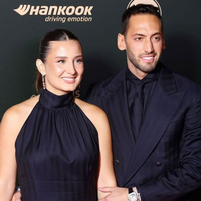 guzellikleriyle bas donduruyorlar iste yildiz futbolcular ve partnerleri 4 C6bzzNwT