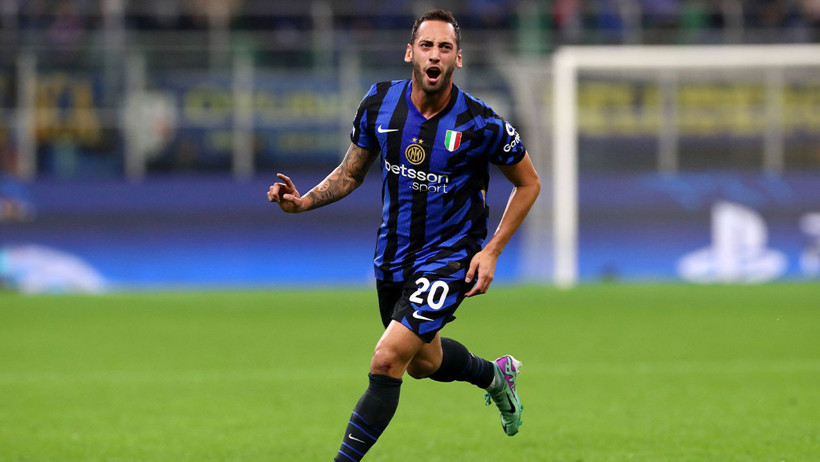 hakan calhanoglu galatasaraya mi unlu gazeteci kesin konustu 1 84nymMZM