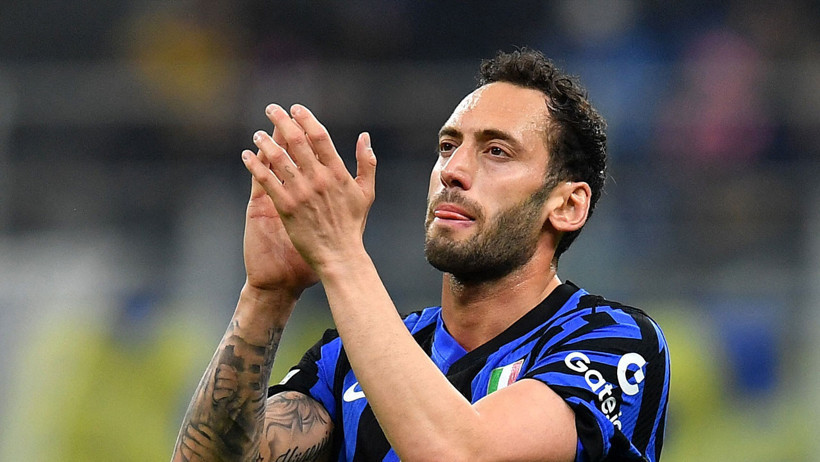 Hakan Çalhanoğlu'nun sakatlığı ciddi mi? Inter'de gergin bekleyiş 2 hakan calhanoglunun sakatligi ciddi mi interde gergin bekleyis 1 pClVzW3O
