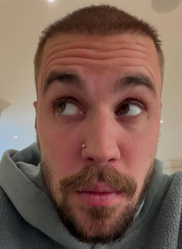 justin bieberdan selena gomez paylasimi gundem oldu dudak dudaga fotografi begenip kacti 7 9QYjDbrB