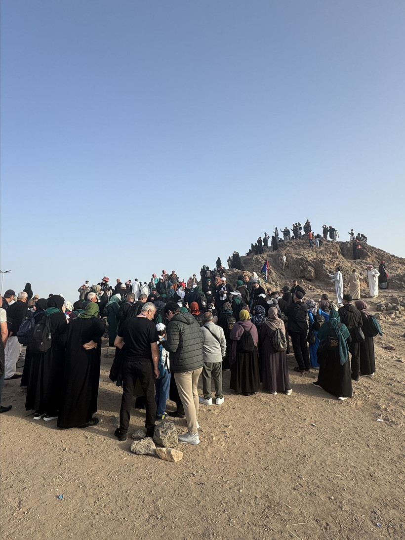 k bede tavaf coskusu binlerce musluman umre ibadetini tamamladi okcular tepesinde gozyaslari 21 QAPGbnP4