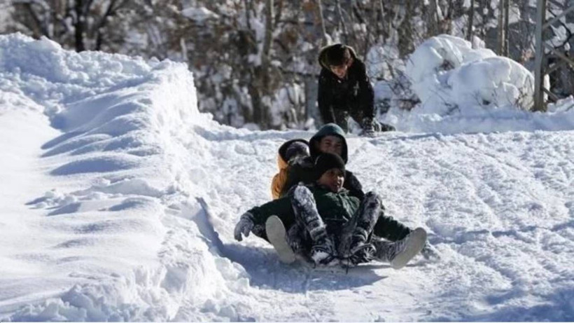 kar tatili dalga dalga yayiliyor valiliklerden pes pese kararlar 2 dpLKlH5A