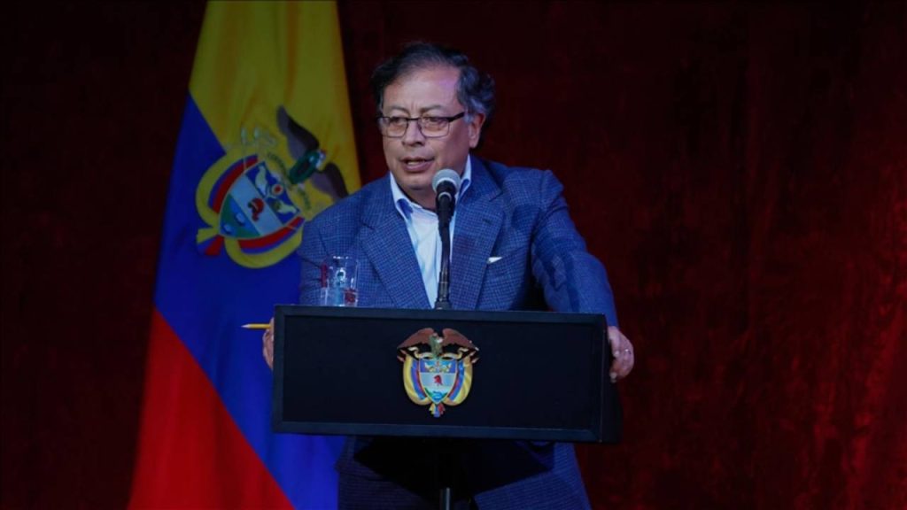 kolombiya devlet baskani petrodan latin amerikaya ortak ordu cagrisi sTEcQI1e