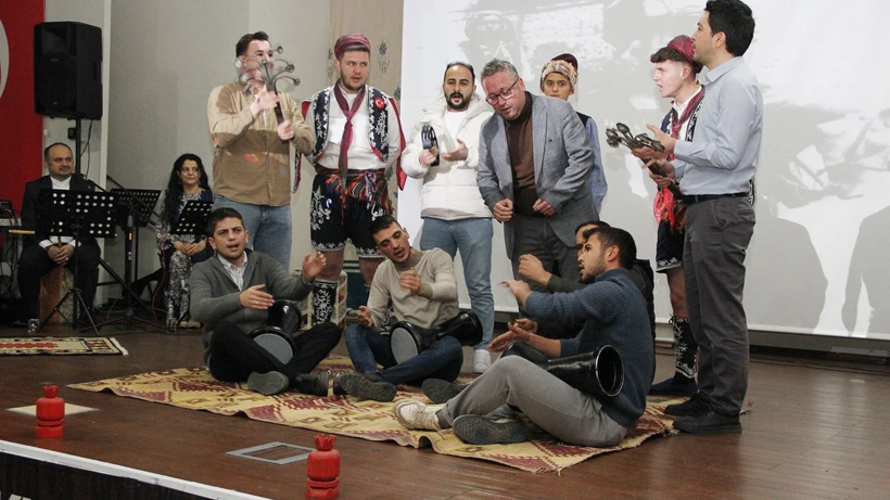 kulada tarih ve siir tiyatroyla birlesti 0 59UNvJdV