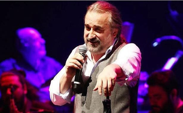 kuzeyin oglu volkan konak istanbulda sarkilarla anildi 4 HZnFL8Ew