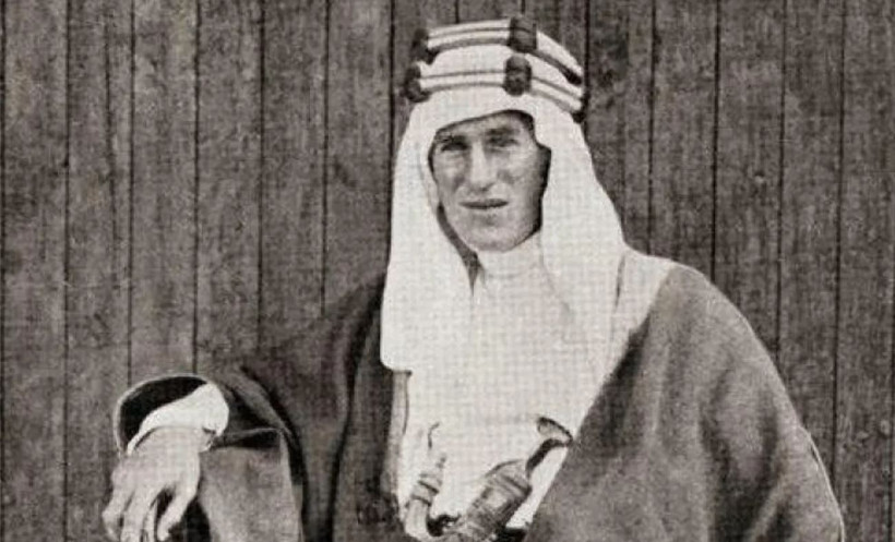 mit paylasti lawrencenin neler yaptigi ortaya cikti 12