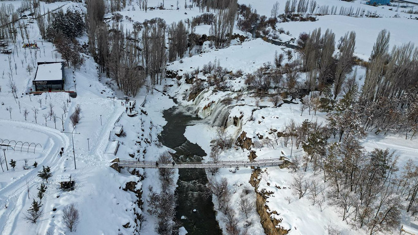 muradiye selalesinden kartpostallik kareler kar ve buzun muhtesem dansi 0 fvCJ8vSe