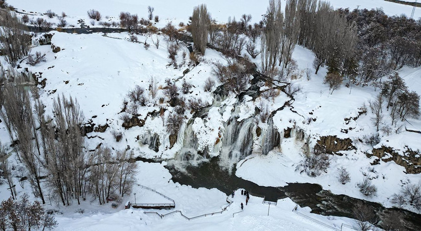 muradiye selalesinden kartpostallik kareler kar ve buzun muhtesem dansi 3