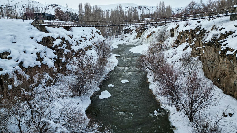 muradiye selalesinden kartpostallik kareler kar ve buzun muhtesem dansi 5