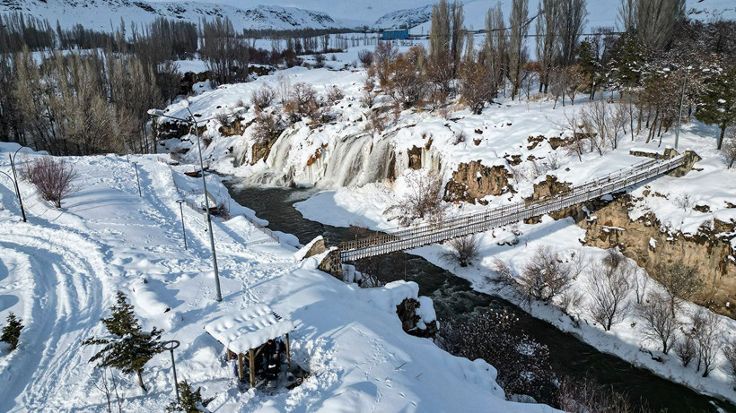 muradiye selalesinden kartpostallik kareler kar ve buzun muhtesem dansi 6