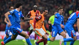 mustafa denizli galatasaray platin degerinde 2 puan birakti B8eStuFU