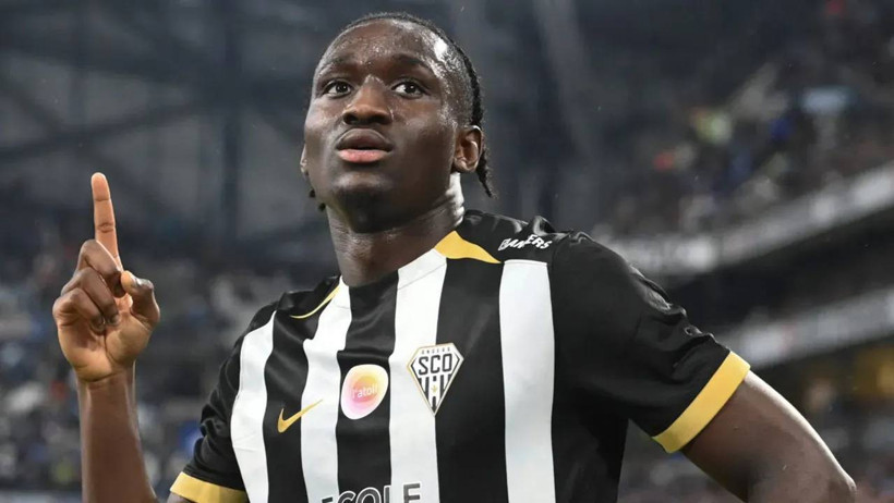 okan buruk kesfetmisti fenerbahce sidiki cherif transferini bitiriyor 0 LLEQ5A6B