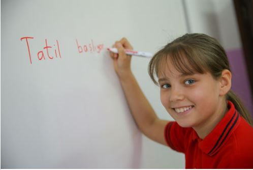 okullarda karne sevinci milyonlarca ogrenci yariyil tatiline girdi 4 Yv6vvXsW