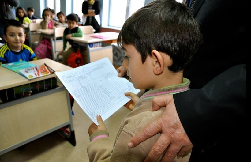 okullarda karne sevinci milyonlarca ogrenci yariyil tatiline girdi 7 vQr8Gdir