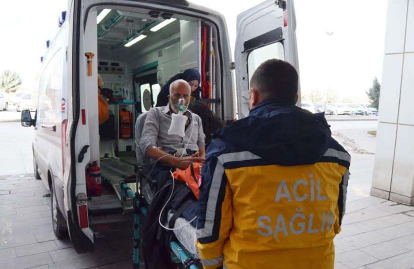 Ölümcül gaz evi sardı: 3’u çocuk 9 kişi son anda kurtarıldılar 1 olumcul gaz evi sardi 3u cocuk 9 kisi son anda kurtarildilar 0 JZ3fwL77
